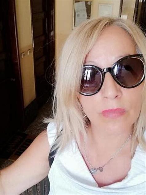 Escort Certosa (Genova), Donna cerca Uomo Certosa